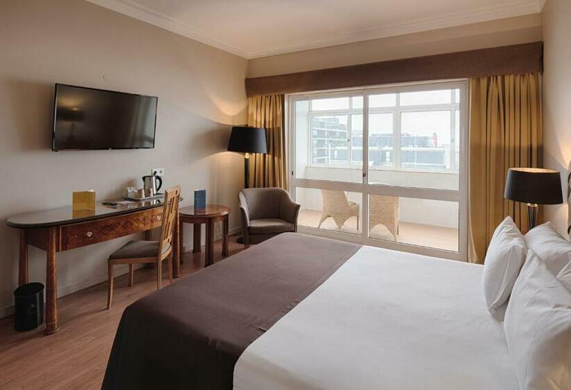 Номер Superior Вид на Море, Golden Tulip Porto Gaia