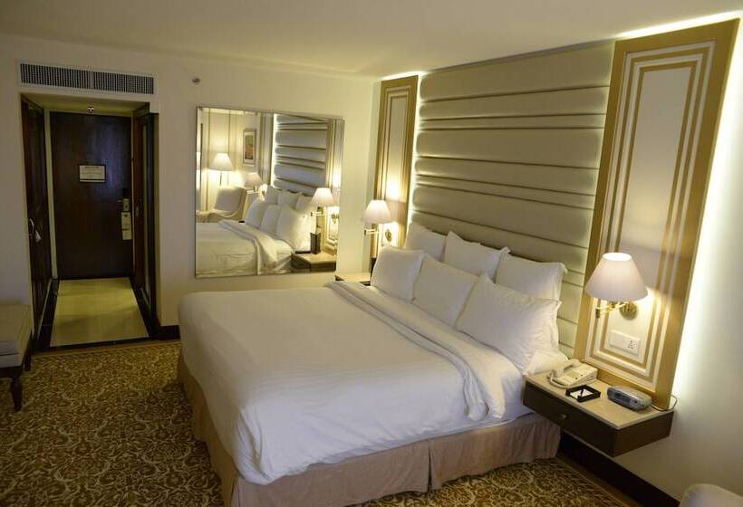 اتاق لوکس, Karachi Marriott
