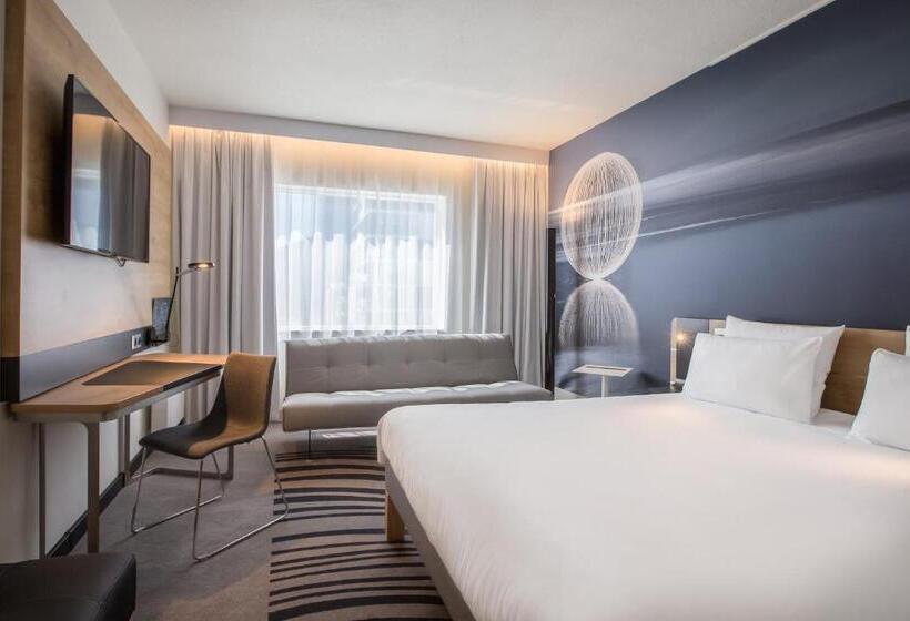 Номер Superior, Novotel Wrocław Centrum