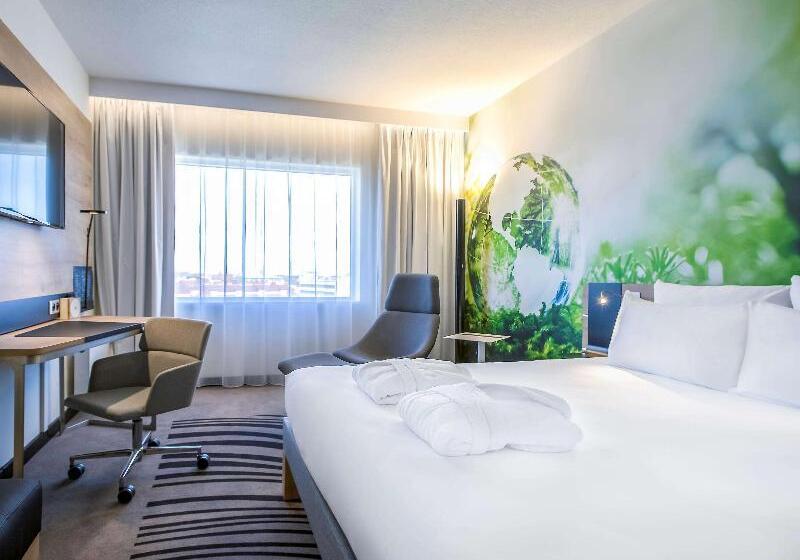 Номер Superior, Novotel Wrocław Centrum
