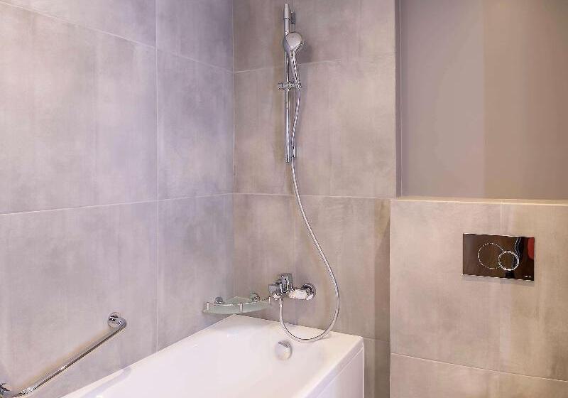Номер Superior, Novotel Wrocław Centrum
