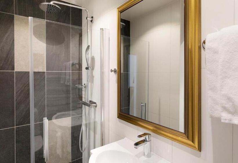 Номер Superior, Profilhotels Calmar Stadshotell