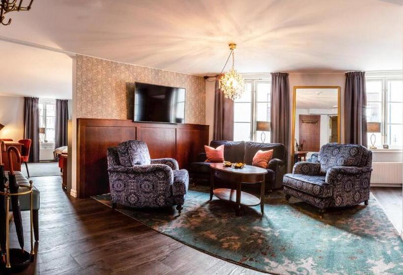 Полулюкс, Profilhotels Calmar Stadshotell