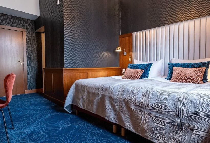 Люкс, Profilhotels Calmar Stadshotell