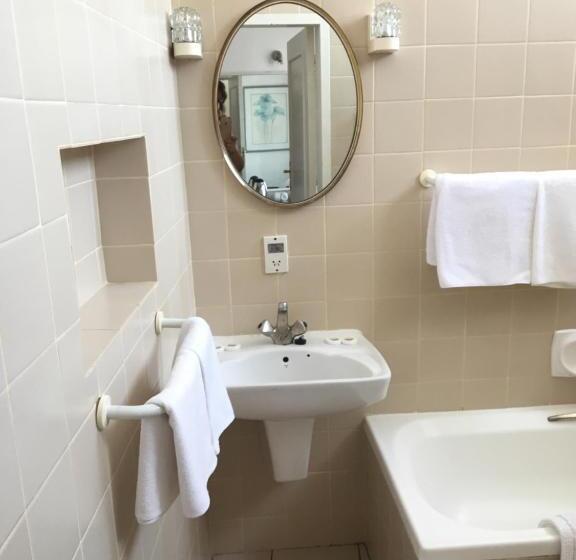 חדר סטנדרט יחיד, Savoy Hotel Kimberley