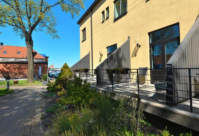 Трехместный Номер Базовый, Svea   Sure Hotel Collection By Best Western