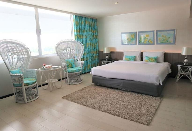 سوییت, Pearl Hotel Phuket