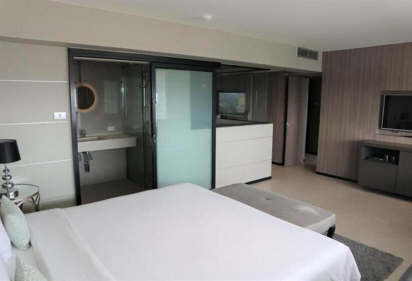سوییت, Pearl Hotel Phuket