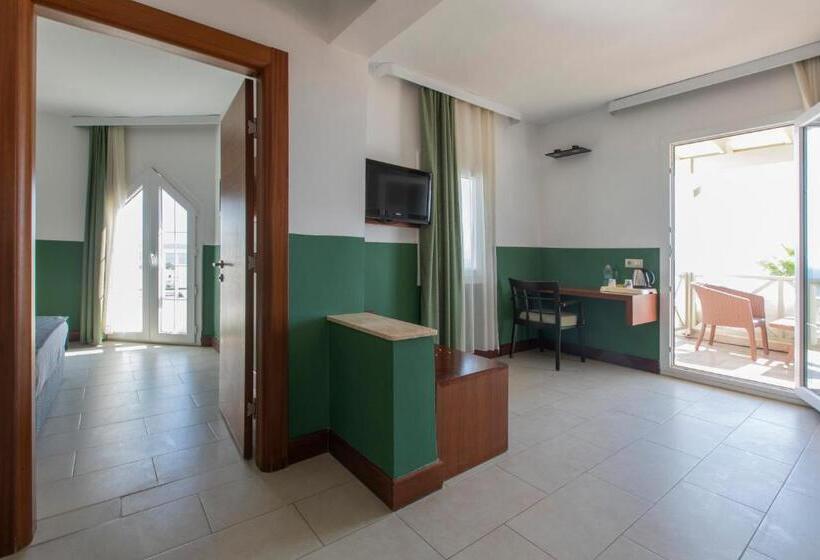 Suite, Magna Manastir