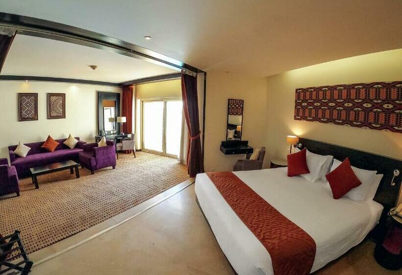 سوئیت جونیور با تخت بزرگ, Movenpick Resort Aswan