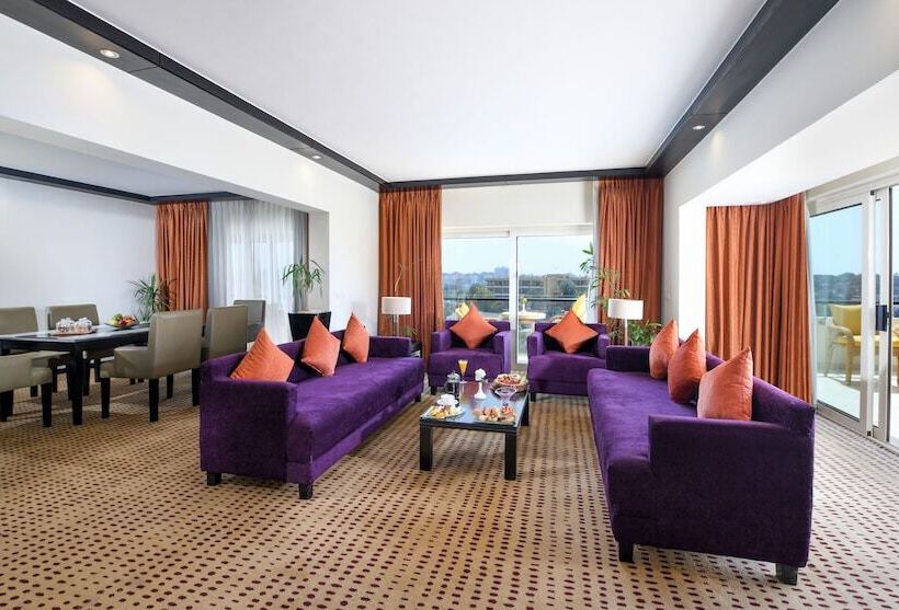 سوئیت پرزیدنت, Movenpick Resort Aswan