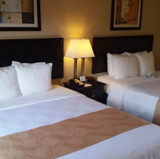 Standard-huone 2 Parivuodetta, Quality Inn & Suites Anaheim At The Park