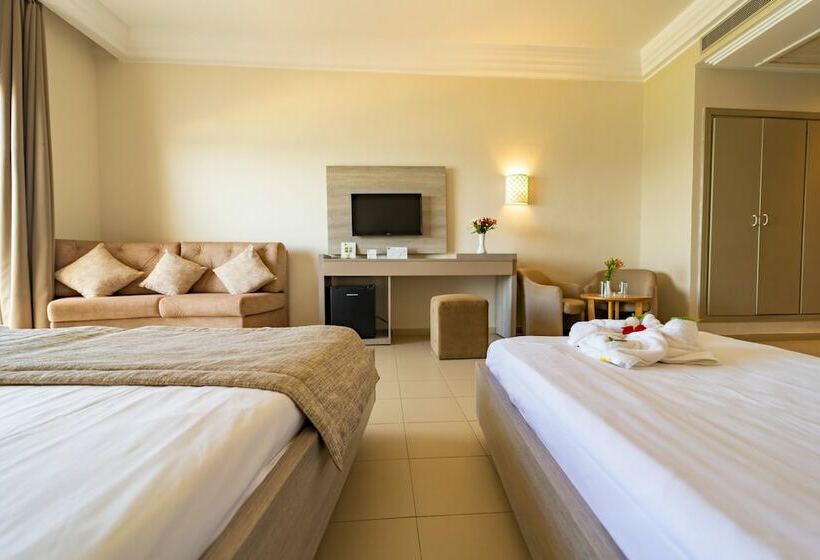 اتاق استاندارد چهار تخته, Riadh Palms Resort & Spa