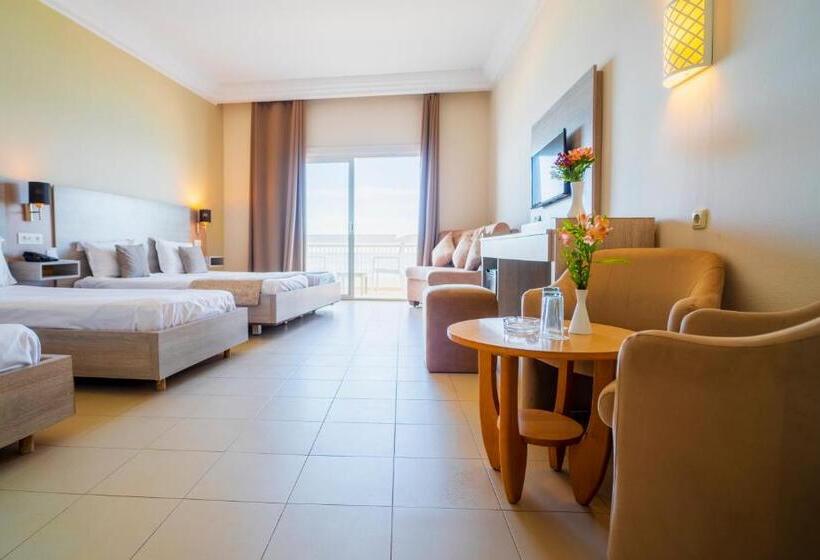 اتاق خانوادگی, Riadh Palms Resort & Spa