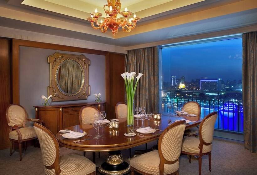 Suíte Real, The Nile Ritz Carlton