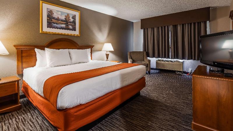 带大床的套房, Best Western Gateway Adirondack Inn