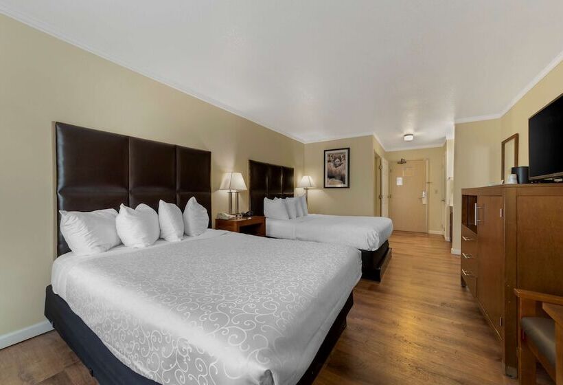 스탠다드 룸 더블 침대 2개, Best Western Plus Northwoods Inn