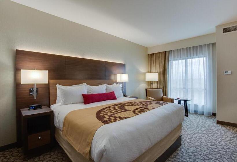 اتاق استاندارد با تخت بزرگ, Cliff Castle Casino