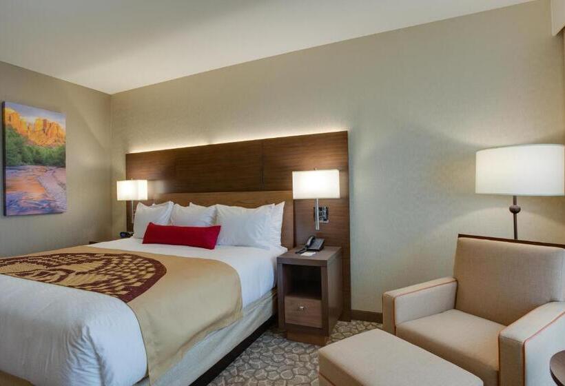اتاق استاندارد با تخت بزرگ, Cliff Castle Casino