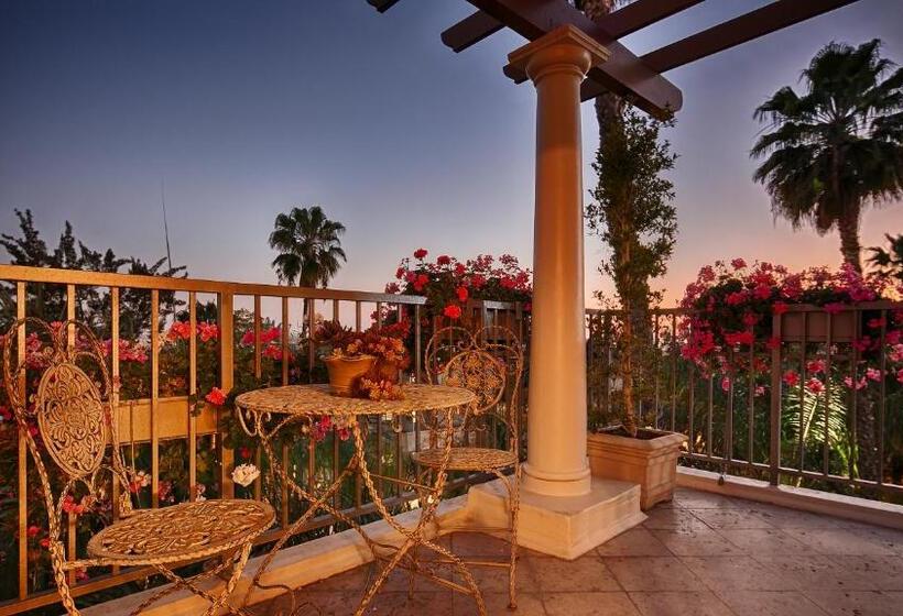 キングサイズベッドのスイートルーム, Best Western Plus Sunset Plaza