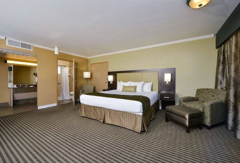 Люкс, Best Western Royal Sun Inn & Suites