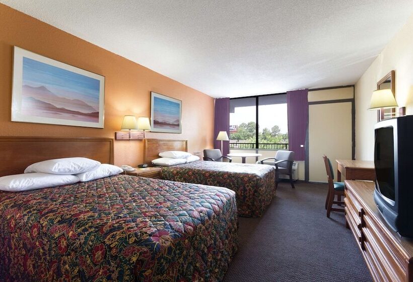 اتاق استاندارد با 2 تخت دوبل, Days Inn By Wyndham Raleigh South
