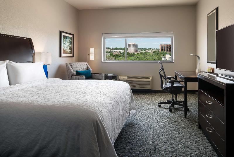 חדר סטנדרט עם מיטת קינג, Hilton Garden Inn Denver/cherry Creek