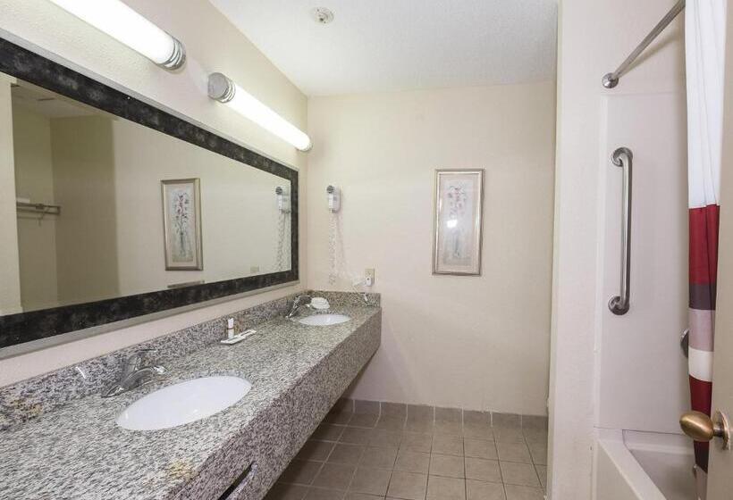 Номер Deluxe Адаптированный для Инвалидов, Red Roof Inn Hartford  Vernon