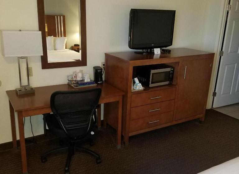 Номер Стандарт, Surestay Hotel By Best Western Hollister