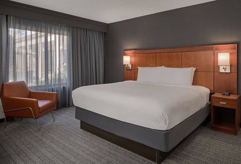 Люкс, Courtyard Anaheim Buena Park