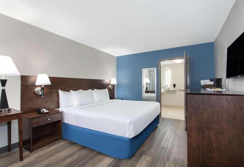 اتاق استاندارد با تخت بزرگ برای معلولان, Days Inn By Wyndham Orlando Conv. Center/international Dr
