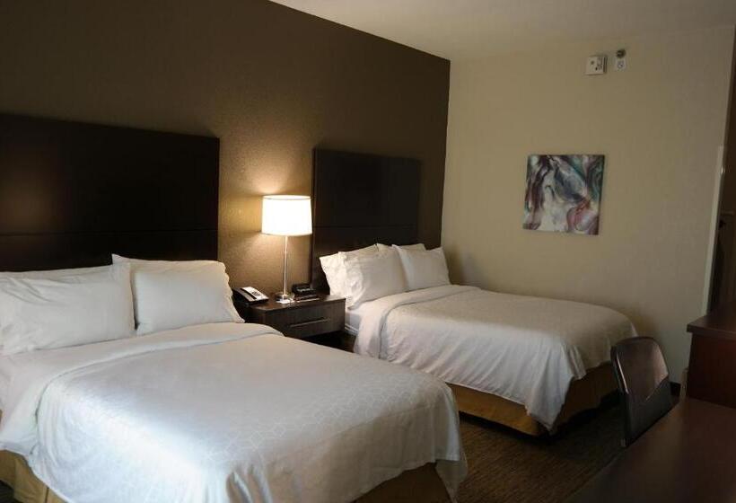 스탠다드 룸 더블 침대 2개, Holiday Inn Express Fredericksburg   Southpoint, An Ihg
