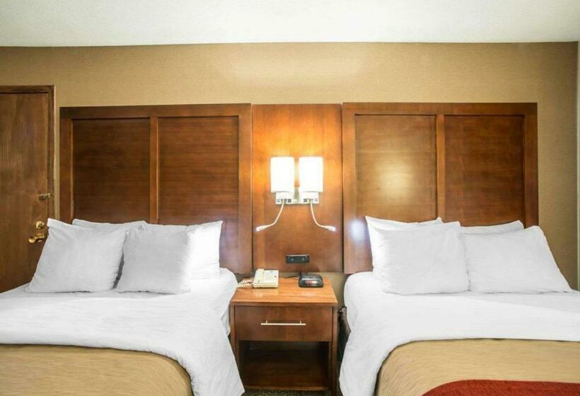 Номер Стандарт 2 Двуспальные Кровати, Quality Inn & Suites Boonville   Columbia