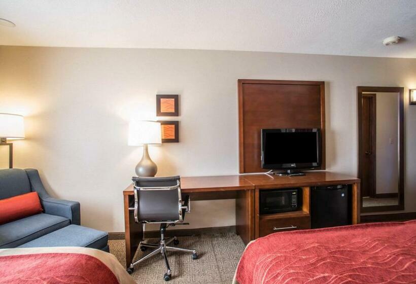 Номер Стандарт 2 Двуспальные Кровати, Quality Inn & Suites Boonville   Columbia