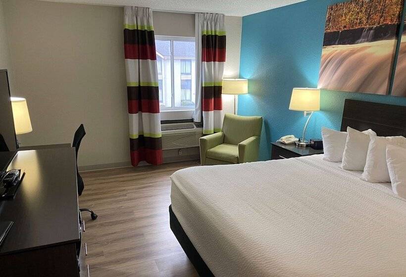 Люкс, Days Inn By Wyndham Carthage