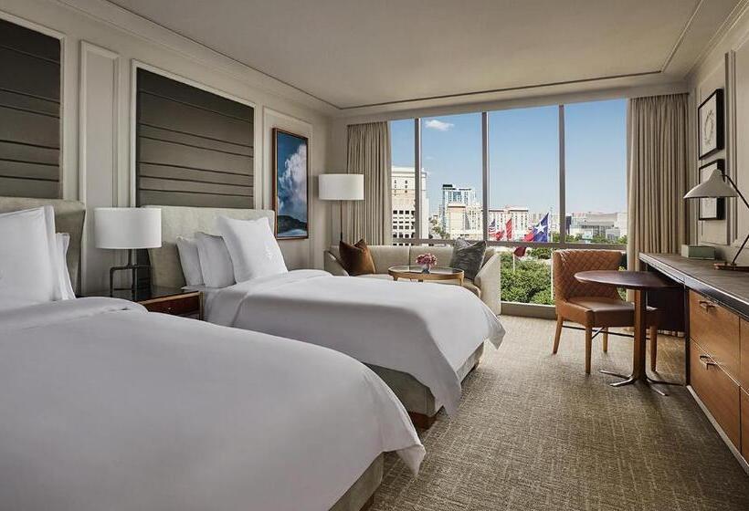 חדר סטנדרט מותאם לאדם עם מוגבלויות, Four Seasons Hotel Austin