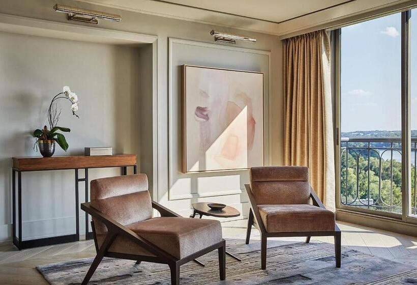 סוויטה, Four Seasons Hotel Austin