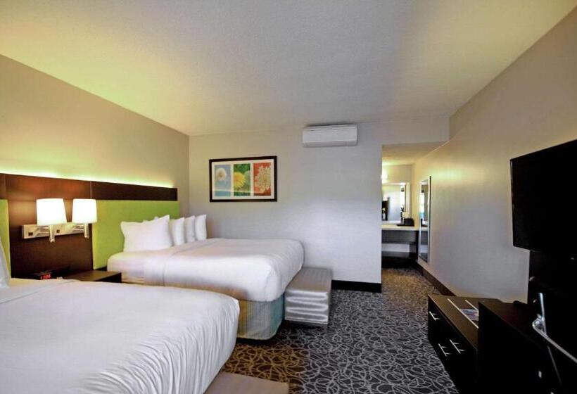 Номер Стандарт, El Sendero Inn, Ascend Hotel Collection