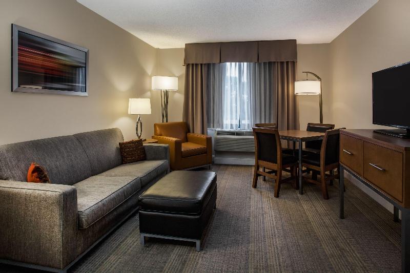 Люкс Кровать Кинг, Holiday Inn Saratoga Springs, An Ihg
