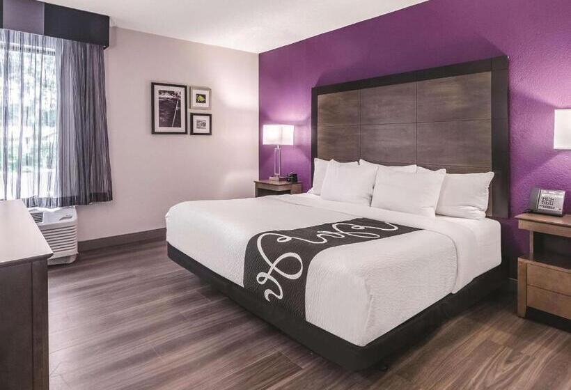 Люкс Кровать Кинг, La Quinta By Wyndham Myrtle Beach   N. Kings Hwy