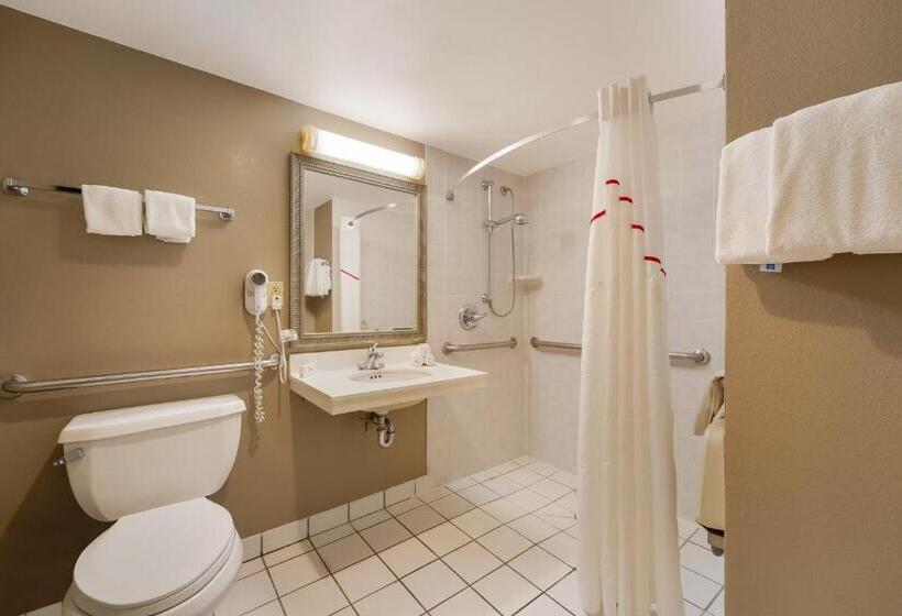 Номер Deluxe Адаптированный для Инвалидов, Red Roof Inn Painted Post