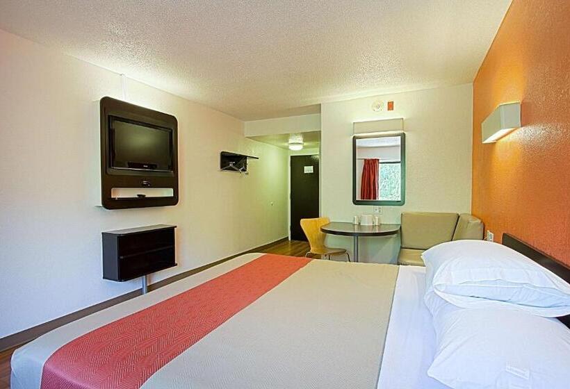 Стандартный Номер Кровать Кинг, Motel 6 East Brunswick, Nj