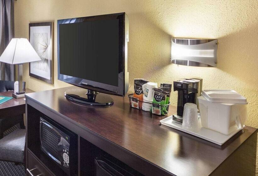 Номер Deluxe, Quality Inn