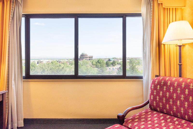Стандартный Номер Кровать Кинг, Albuquerque Marriott Pyramid North