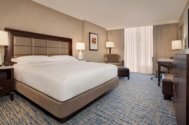 장애인을 위한 킹사이즈 침대 스탠다드 룸, Hilton Tampa Downtown