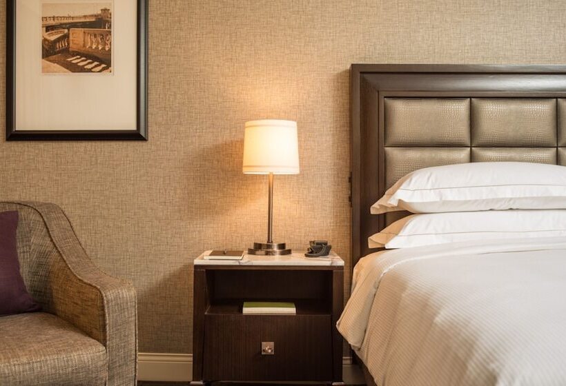 스탠다드 룸 더블 침대, Hilton Tampa Downtown