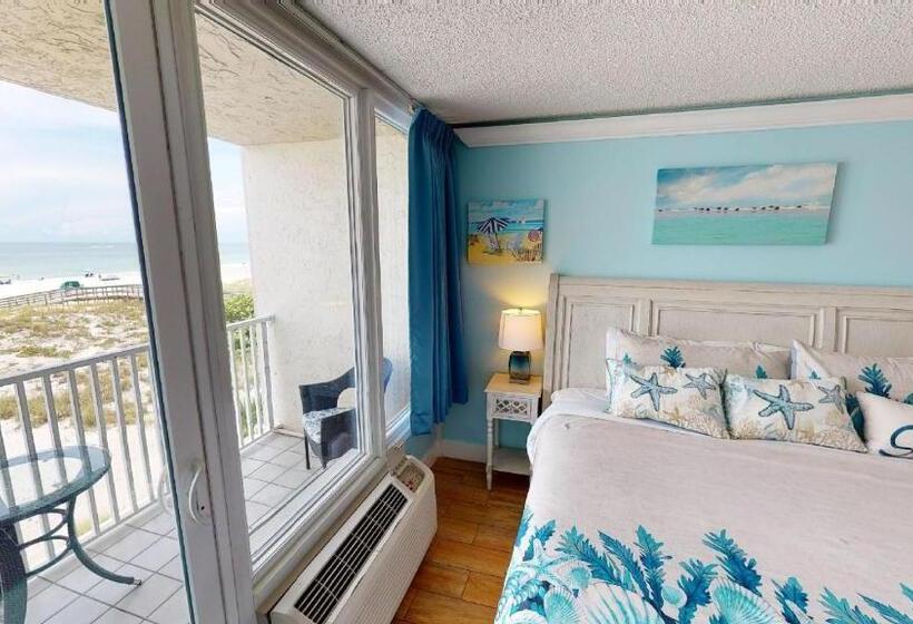 سوئیت با تخت بزرگ, Island Inn Beach Resort