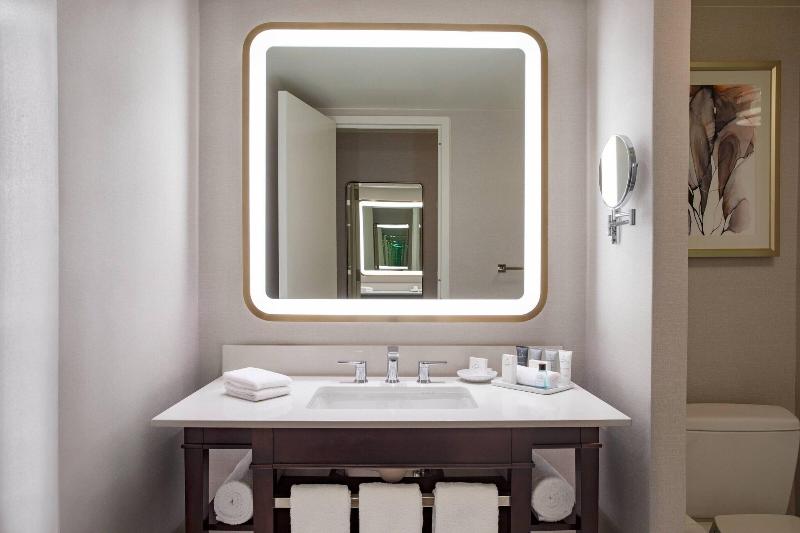 חדר סטנדרט עם מיטת קינג, Jw Marriott Atlanta Buckhead