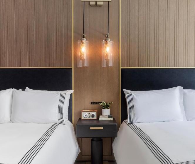 اتاق استاندارد با 2 تخت دوبل, Thompson Central Park New York, By Hyatt