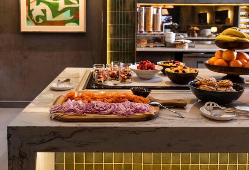 اتاق استاندارد با 2 تخت دوبل, Thompson Central Park New York, By Hyatt